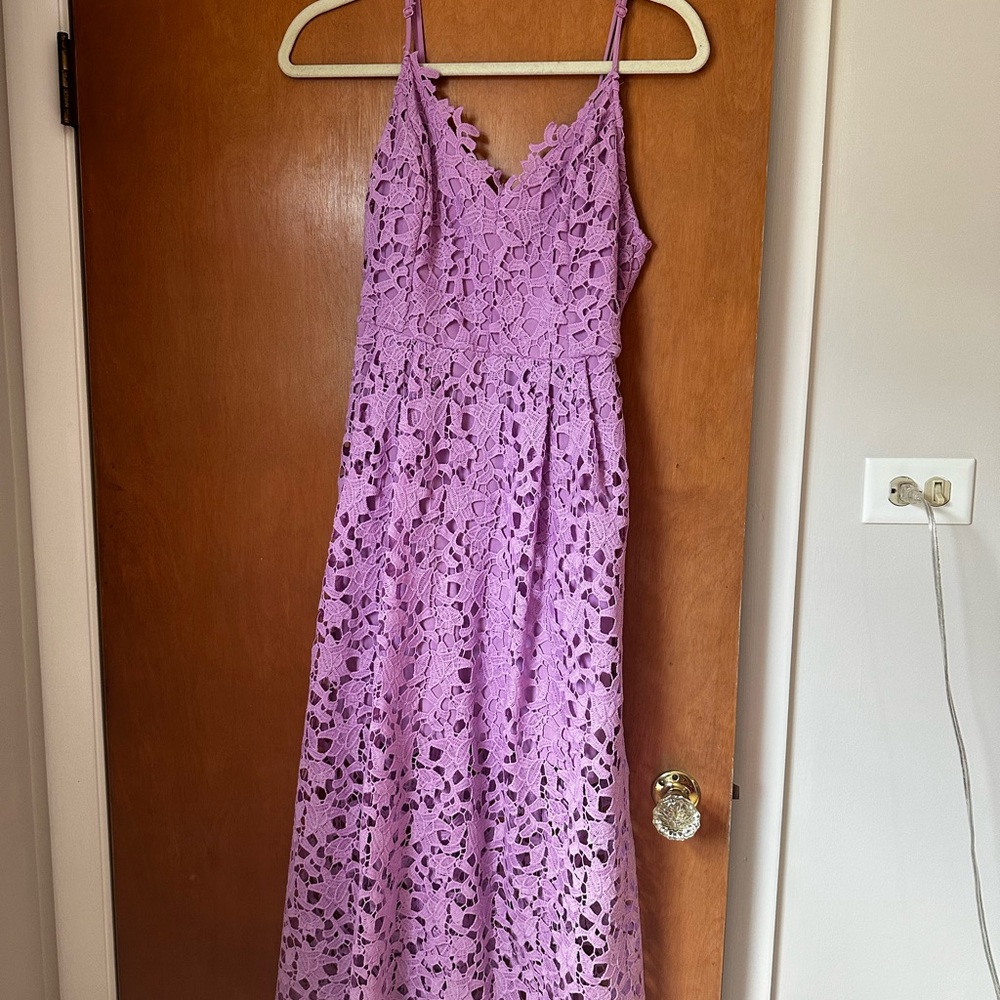 Astr the Label Purple Spaghetti Strap Midi Dress